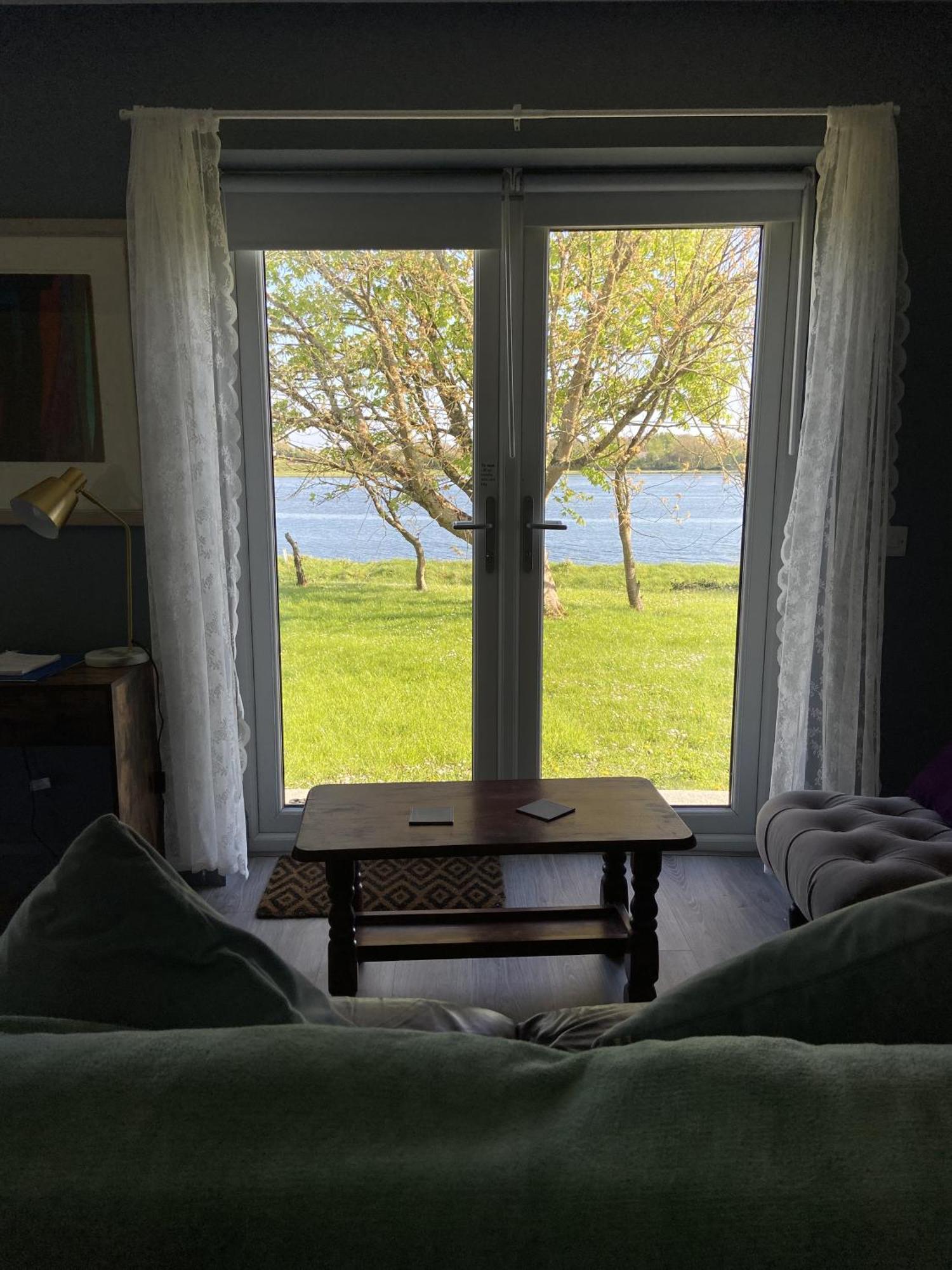 The Cosy Studio By The Shore Galway Exterior photo
